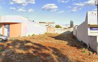 Imagem: O terreno possui 469m² de Área e está localizado em Alto