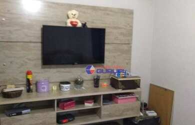 Imagem: A casa possui 2 Dormitórios, 2 Banheiros, 2 Vagas na garagem