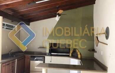 Imagem: A casa em condomínio possui 3 Dormitórios, 2 Banheiros, 2