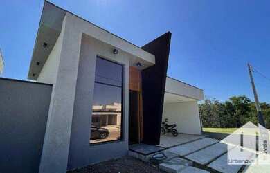 Imagem: A casa em condomínio possui 3 Dormitórios, 3 Banheiros, 4