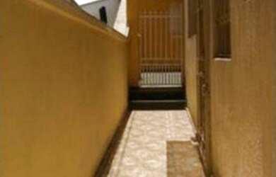 Imagem: A casa possui 2 Dormitórios, 1 Banheiro, 90m² de Área e