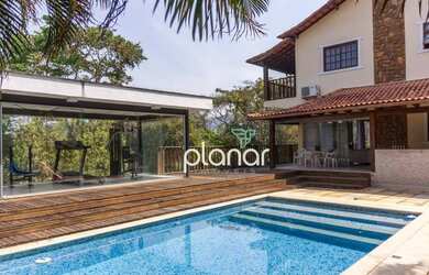 Imagem: A casa em condomínio à venda possui 4 Dormitórios, 2 Banheiros