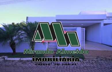 Imagem: A casa em condomínio possui 3 Dormitórios, 2 Banheiros, 2