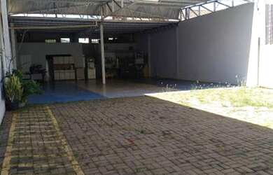 Imagem: O depósito possui 293m² de Área e está localizado em Vila