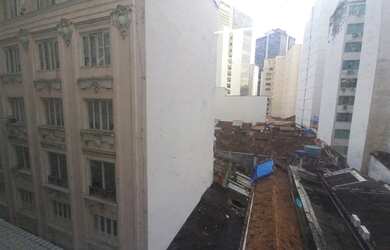 Imagem 11: Conjugado Amplo, claro e arejado no centro do Rio