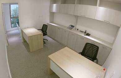 Imagem: O depósito possui 1 Vaga na garagem, 36m² de Área e está