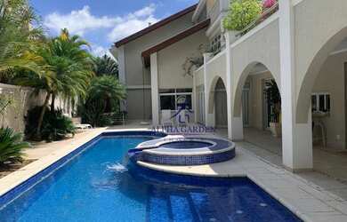 Imagem: A casa em condomínio possui 5 Dormitórios, 5 Banheiros, 5