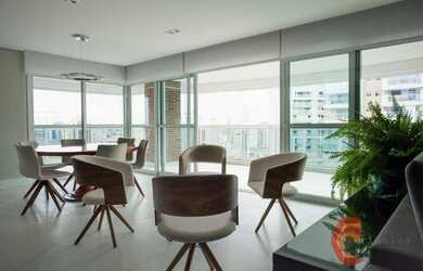 Imagem: O apartamento possui 3 Dormitórios, 4 Banheiros, 4 Vagas na