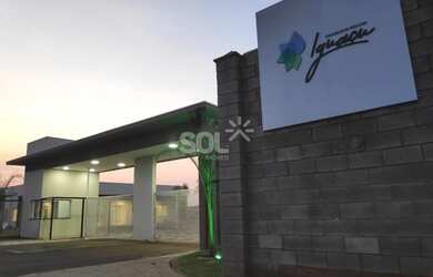 Imagem: O terreno possui 300m² de Área e está localizado em Carimã