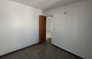 Imagem 8: Apartamento com 2 dormitórios para alugar, 64 m² por R$ 650,00/mês...