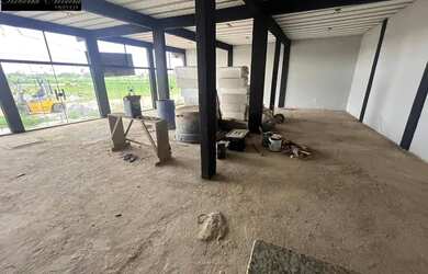 Imagem 3: ALUGO LOJA NA ROD. AMARAL PEIXOTO EM UNAMAR-CABO FRIO