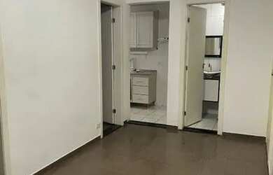 Imagem: O apartamento possui 3 Dormitórios, 1 Banheiro, 2 Vagas na