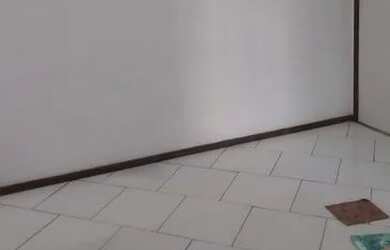 Imagem: O apartamento possui 2 Dormitórios e 1 Banheiro e está localizado