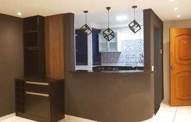 Imagem: O apartamento possui 2 Dormitórios e 1 Banheiro e está localizado