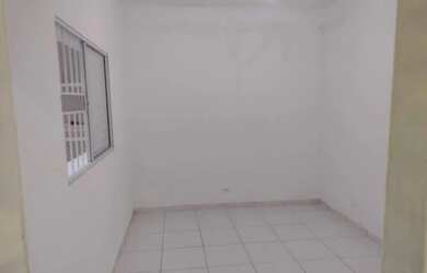 Imagem: A casa possui 1 Dormitório, 1 Banheiro, 35m² de Área e está