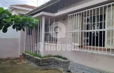 Imagem: A casa possui 3 Dormitórios, 3 Banheiros e 140m² de Área