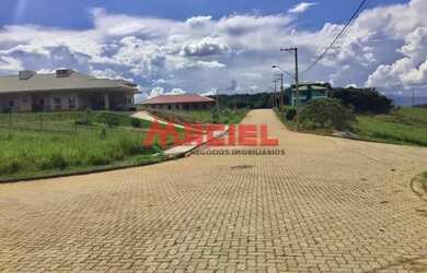 Imagem: O terreno à venda possui 1543m² de Área e está localizado