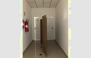 Imagem 4: Sala comercial excepcional, com 31m² de área útil, localizada no centro...