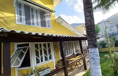 Imagem: A casa em condomínio possui 4 Dormitórios, 4 Banheiros, 2