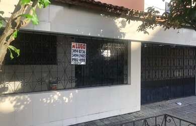 Imagem: A casa possui 3 Dormitórios e está localizado em Jardim América