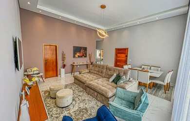 Imagem: A casa em condomínio possui 3 Dormitórios, 4 Banheiros, 4