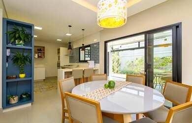 Imagem: A casa em condomínio possui 3 Dormitórios, 3 Banheiros, 3