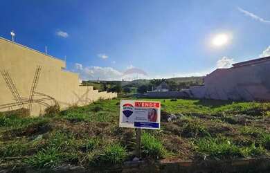 Imagem: O terreno possui 520m² de Área, Imóvel novo e está localizado