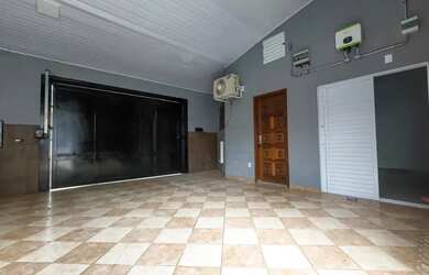 Imagem 5: Casa à Venda no Jardim Redentor com Piscina, 3 Dormitórios (1 Suíte) e Energia Fotovoltaic