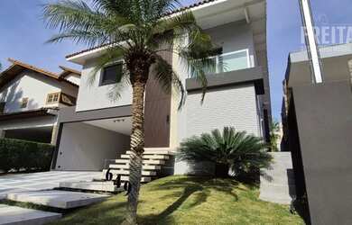 Imagem: A casa em condomínio possui 3 Dormitórios, 5 Banheiros, 4