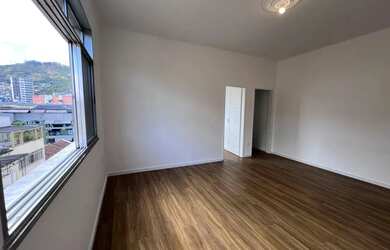 Imagem 2: Apartamento para venda possui 110 metros quadrados com 3 quartos