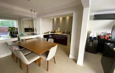 Imagem: A casa em condomínio possui 3 Dormitórios, 3 Banheiros, 2