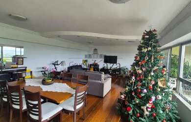 Imagem: O apartamento possui 4 Dormitórios, 3 Banheiros, 2 Vagas na