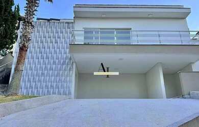 Imagem: A casa em condomínio possui 3 Dormitórios, 5 Banheiros, 5