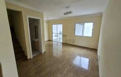 Imagem: A casa em condomínio possui 3 Dormitórios, 2 Banheiros, 2