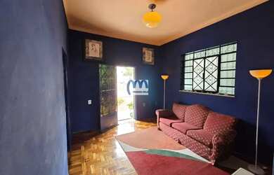 Imagem 5: Casa linear, junto rua da caminhada, próxima ao College