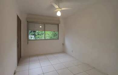 Imagem: O apartamento possui 1 Dormitório, 1 Banheiro, 38m² de Área