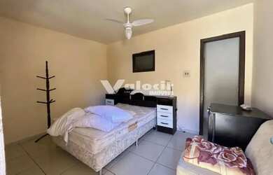 Imagem 16: Casa com piscina, 4 dormitórios, suíte, 3 banheiros, sala de estar e...