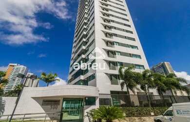 Imagem: O apartamento possui 4 Dormitórios, 4 Banheiros, 2 Vagas na