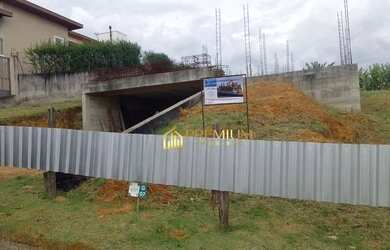 Imagem: O terreno possui 1.000m² de Área e está localizado em Jambeiro