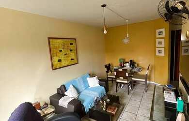 Imagem: A casa em condomínio possui 2 Dormitórios, 1 Banheiro, 2 Vagas