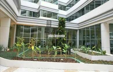 Imagem: O depósito possui 2 Vagas na garagem, 73m² de Área e está