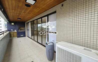 Imagem: O apartamento possui 4 Dormitórios, 5 Banheiros, 3 Vagas na