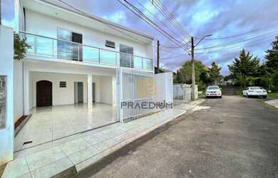 Imagem: A casa em condomínio possui 4 Dormitórios, 3 Banheiros, 2