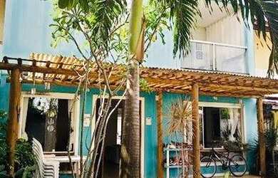 Imagem: A casa em condomínio possui 4 Dormitórios, 4 Banheiros, 4