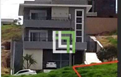 Imagem: O terreno à venda possui e está localizado em Loteamento