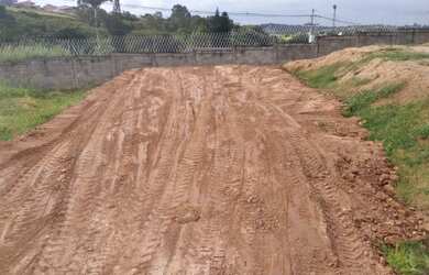 Imagem: O terreno possui 300m² de Área e está localizado em Roncáglia