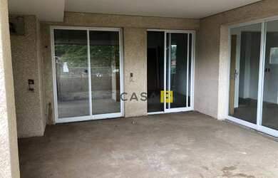 Imagem: O apartamento possui 4 Dormitórios, 1 Banheiro, 5 Vagas na