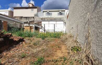 Imagem: O terreno possui 254m² de Área e está localizado em Vila