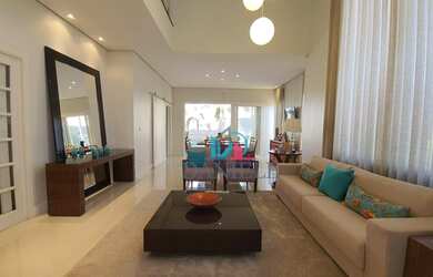 Imagem: A casa em condomínio possui 3 Dormitórios, 3 Banheiros, 4