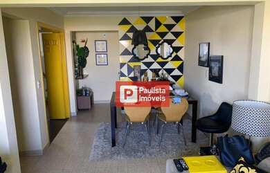 Imagem: O apartamento possui 3 Dormitórios, 1 Banheiro, 1 Vaga na garagem